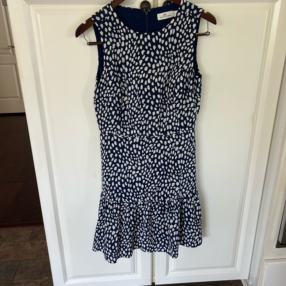 Vineyard Vines Navy and White Patterned Midi Dress Size 4 Beautiful! Lined.